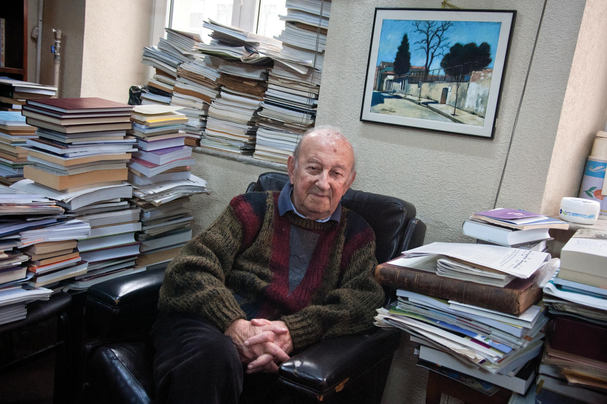 Rober Haddeciyan'ın ardından: Bir insanın kelimelere borcu olur mu?